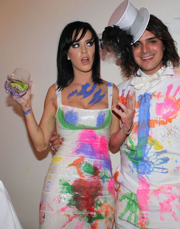 Here Comes Katy Perry Again and She Is Stunning (9 pics)