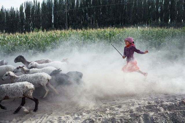 A journey Along the Silk Road in Today’s China (39 pics)