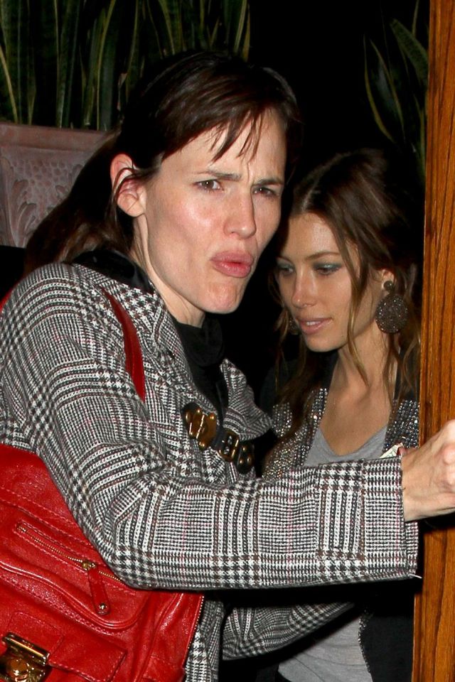 Jennifer Garner Isn’t Happy (9 pics)