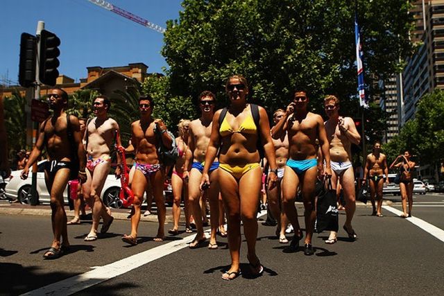 Sydney Swimwear Parade (23 pics)