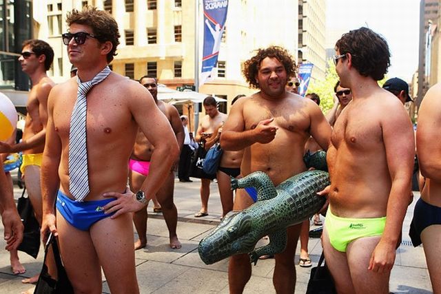 Sydney Swimwear Parade (23 pics)