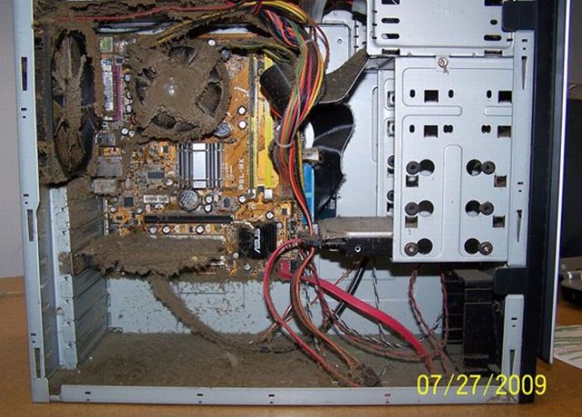How Long Has It Been Since You Cleaned Your Computer? (17 pics)