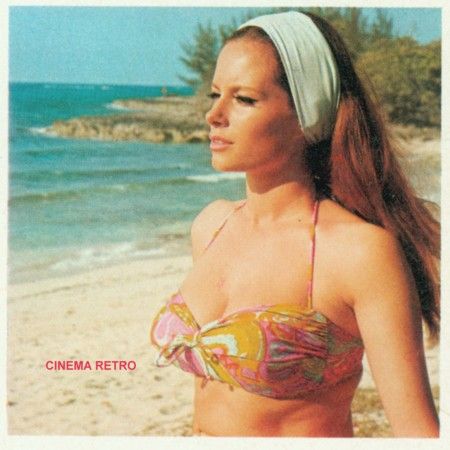 Girls That James Bond Had Sex With (25 pics)