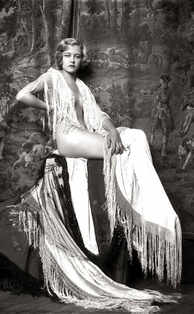 Beautiful Retro Girls (26 pics)