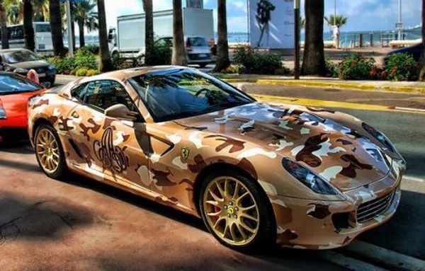 2 Military Camouflage of Supercars 14 pics 
