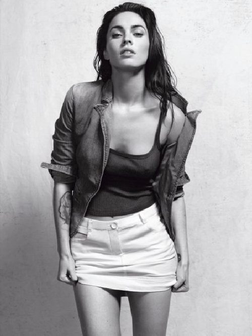 Megan Fox Lingerie Pictures. Too Sexy (10 pics)
