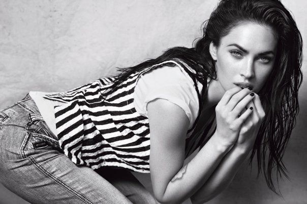 Megan Fox Lingerie Pictures. Too Sexy (10 pics)