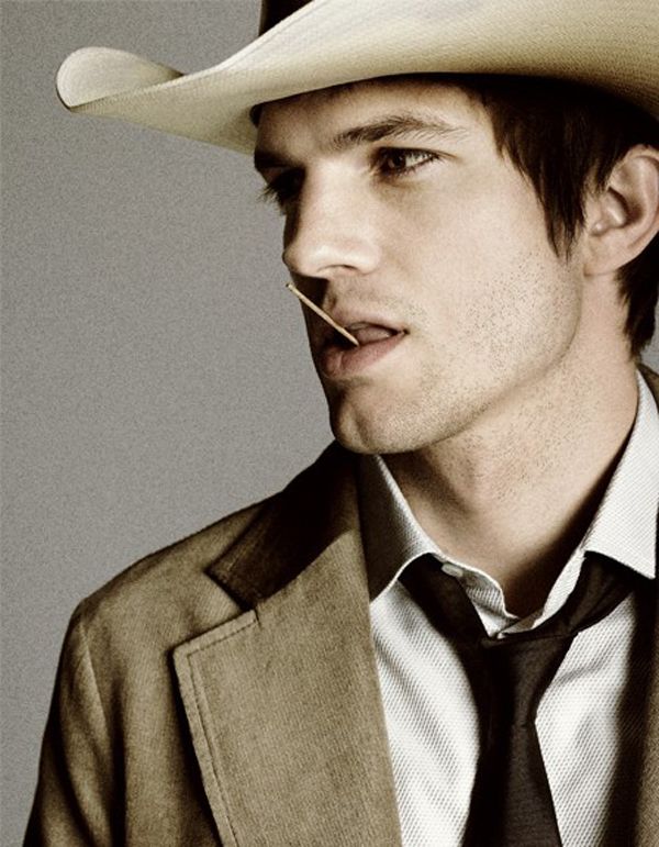 Celebrity photoworks from Tom Munro (56 pics)