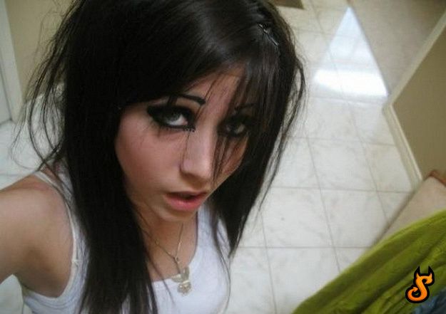 Hot emo girls love video strip