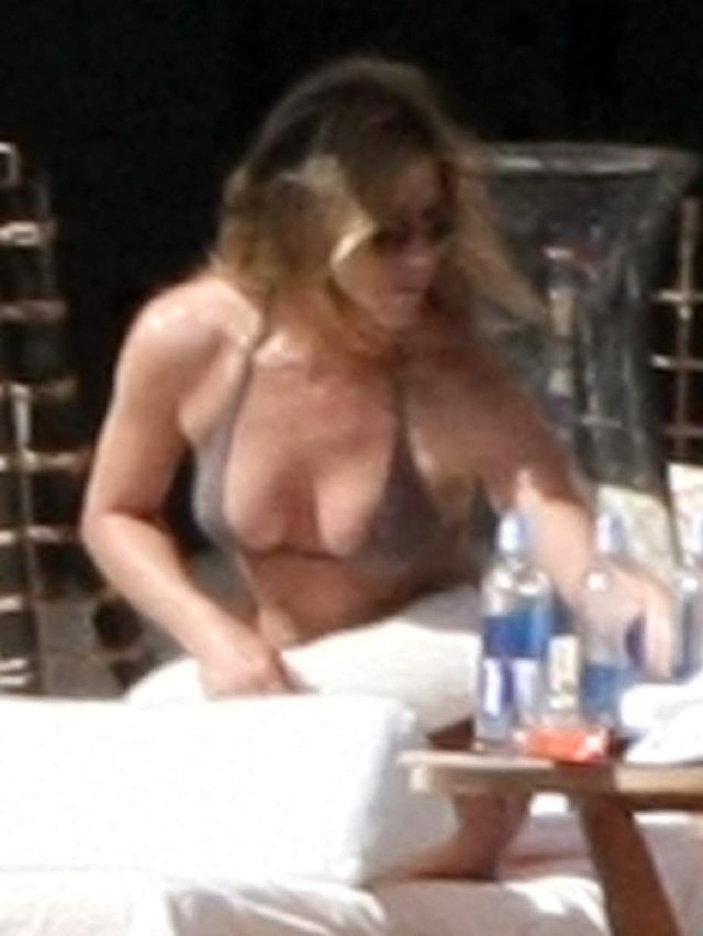 For a 41 Year Old Jennifer Aniston Has a Rocking Tushie(16 pics)