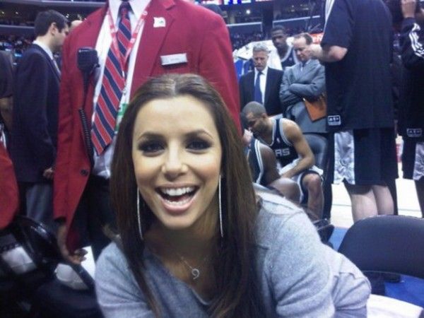Private Pictures of Eva Longoria from Her Facebook Page (22 pics)