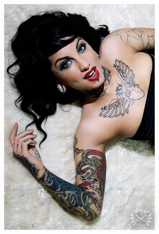 Compilation of Girls with Tattoos. Part 2 (33 pics)