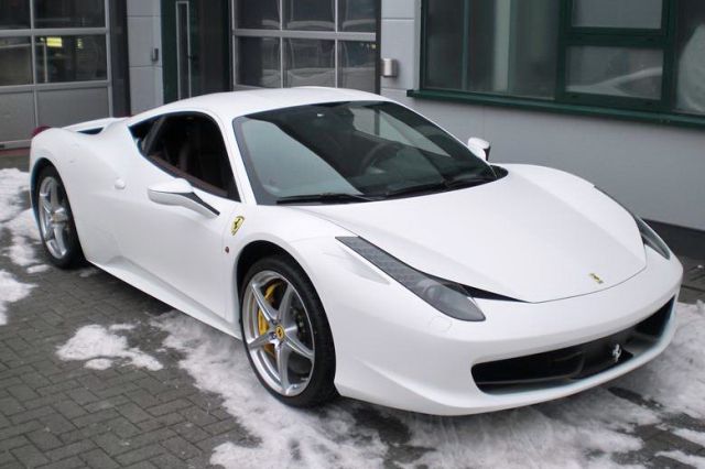 This is how this Ferrari 458 Italia was before its owner changed the color