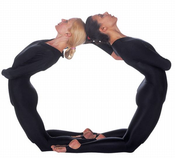 Pilobolus, the Human Alphabet (27 pics)