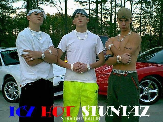Internet Gangstas&hellip; (45 pics)
