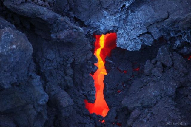 iceland volcano eruption photos. 13 An Icelandic Volcano