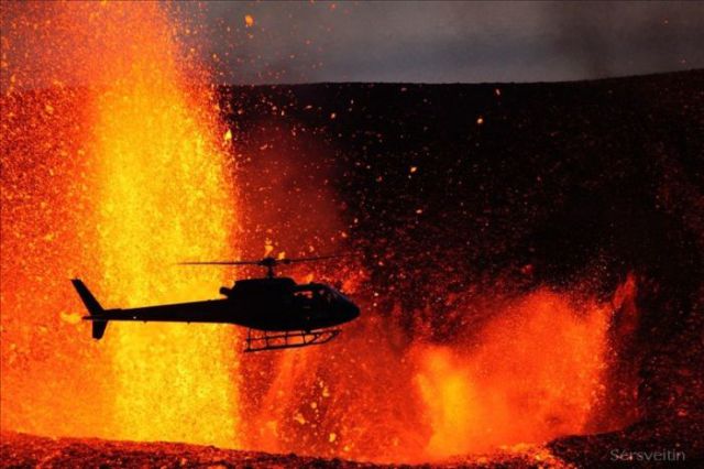 An Icelandic Volcano Eruption (30 pics)