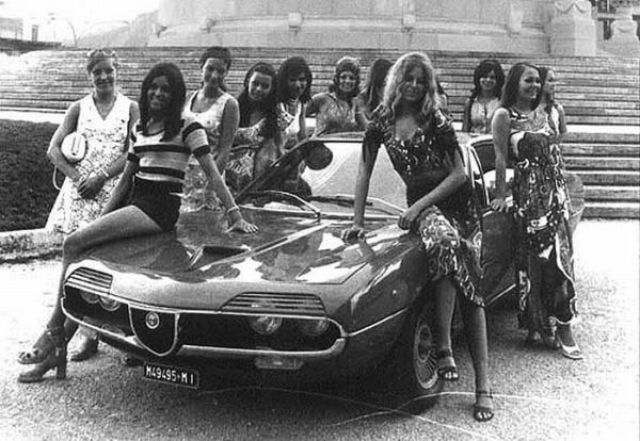 Babes in Vintage Vehicle Ads (20 pics)
