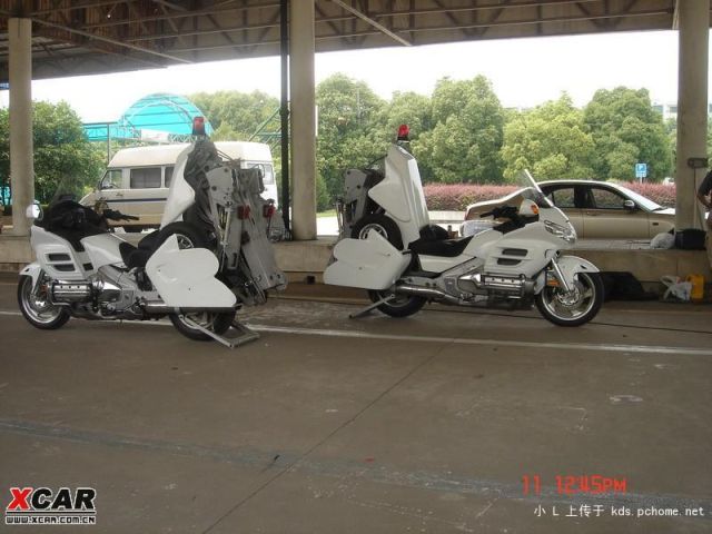 Unusual Motorcycles (4 pics)