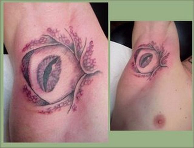 Tattoos in Unusual Places (28 pics)