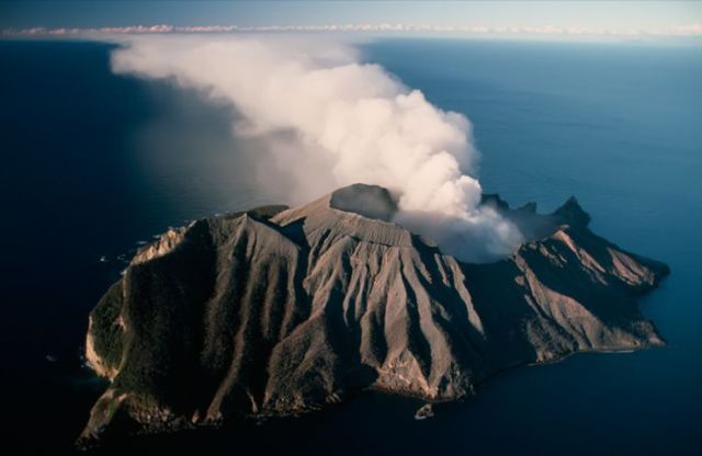 The Beauty of a Volcano (36 pics)