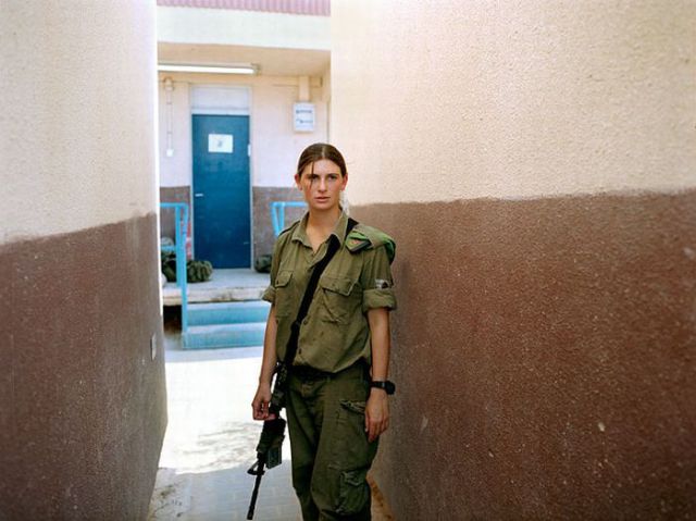 Israeli Military Girls (67 pics)