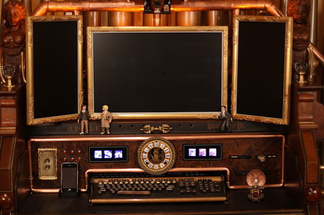 Steampunk Computer Made from Antique Organ (12 pics) - Izismile.com
