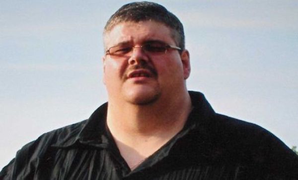 Obese Father Loses Incredible Amount of Weight to Run in Marathon (17 pics)
