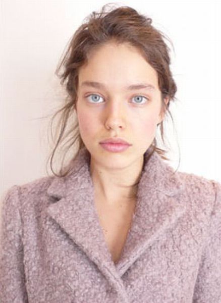 5 Louis Vuitton Model without Make-Up (51 pics)