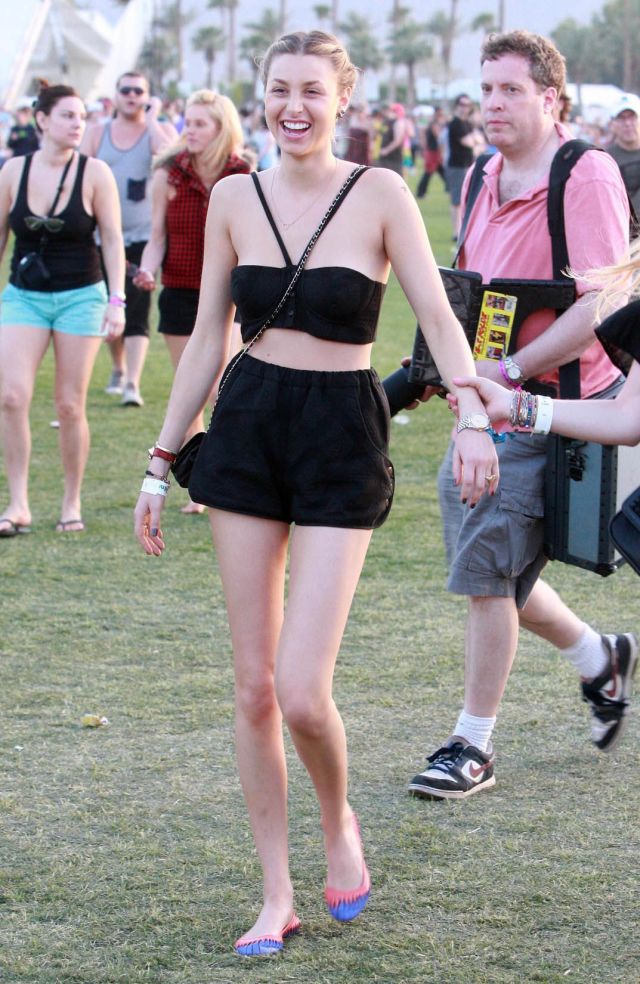 Amusing Whitney Port (9 pics)
