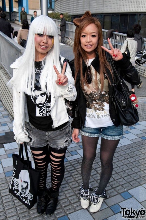Gagamania in Tokyo (79 pics)