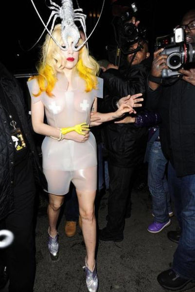 The Most Outrageous Lady Gaga&rsquo;s Costumes (25 pics)