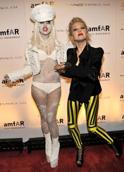 The Most Outrageous Lady Gaga&rsquo;s Costumes (25 pics)