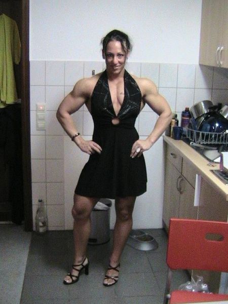 Female Terminators (69 pics)