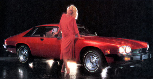 Sexy Playboy Playmates of the Year and Pink Cars (38 pics)