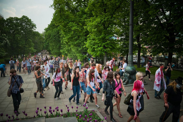 Zombie Walk in Moscow (84 pics)