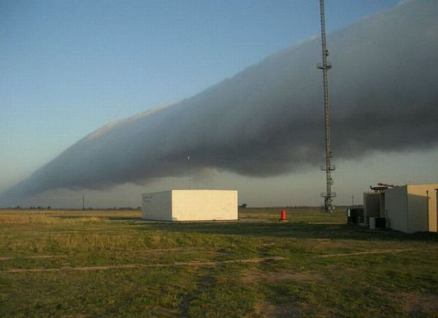 The Morning Glory Cloud Must Be the Most Beautiful Cloud (11 pics)