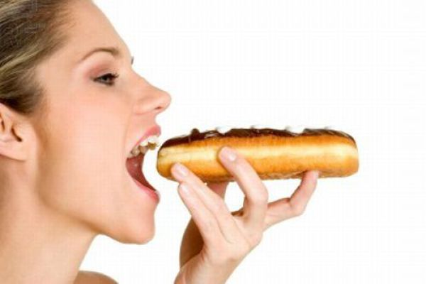 Donuts and Girls – What More to Ask! (33 pics) Donuts and Girls – What More to Ask! (33 pics)