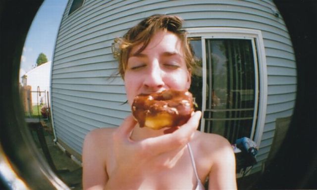 Donuts and Girls – What More to Ask! (33 pics) Donuts and Girls – What More to Ask! (33 pics)