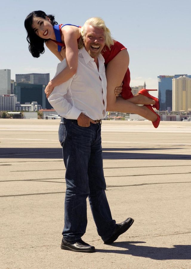 Dita Von Teese in Some Kind of Publicity Stunt (9 pics)