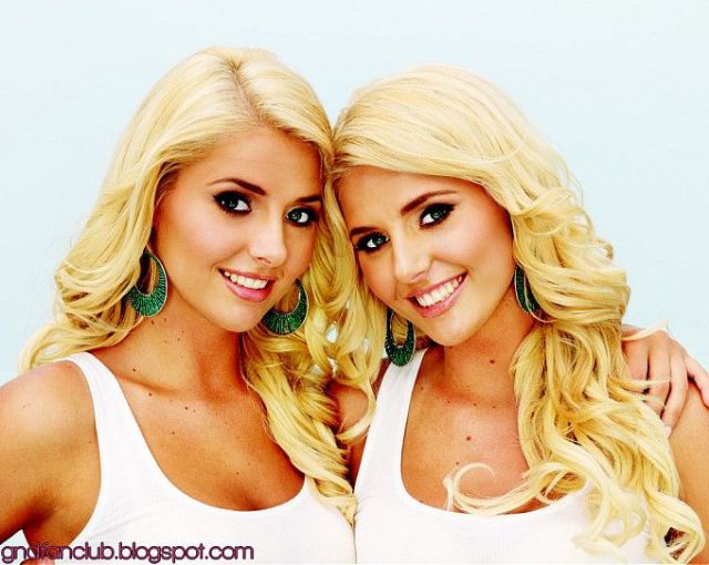 Twin Girls, Hmmm (38 pics)