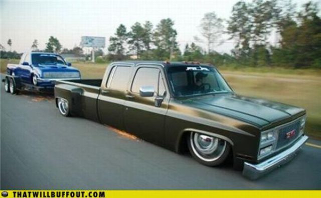 Cars in Hilarious and Weird Situations (83 pics) Cars in Hilarious and Weird Situations (83 pics)