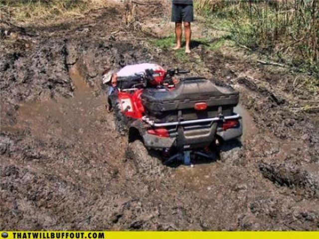 Cars in Hilarious and Weird Situations (83 pics) Cars in Hilarious and Weird Situations (83 pics)