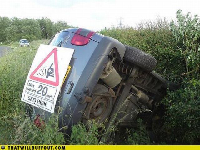 Cars in Hilarious and Weird Situations (83 pics) Cars in Hilarious and Weird Situations (83 pics)