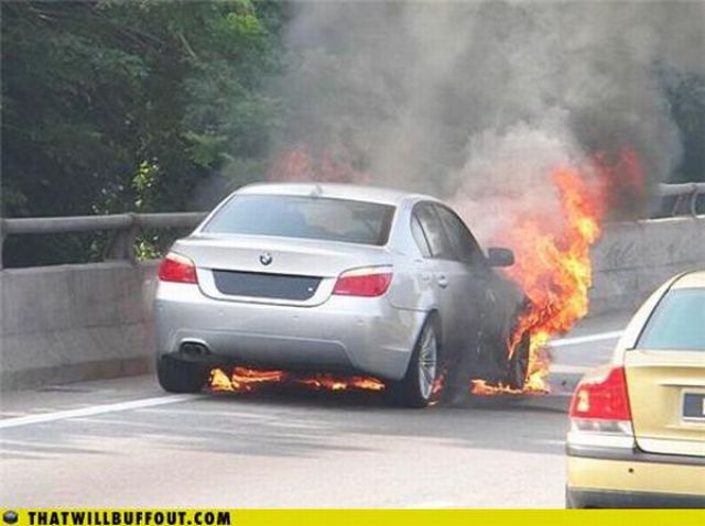 Cars in Hilarious and Weird Situations (83 pics) Cars in Hilarious and Weird Situations (83 pics)