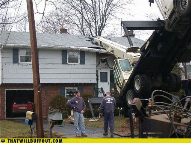 Cars in Hilarious and Weird Situations (83 pics) Cars in Hilarious and Weird Situations (83 pics)