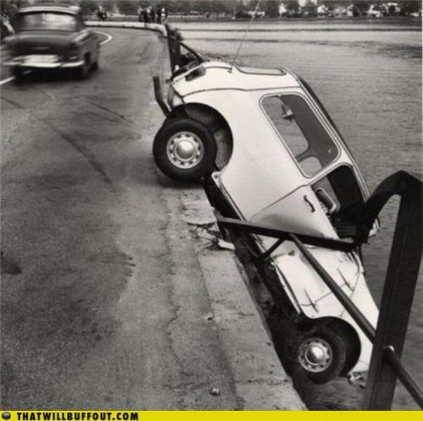 Cars in Hilarious and Weird Situations (83 pics) Cars in Hilarious and Weird Situations (83 pics)