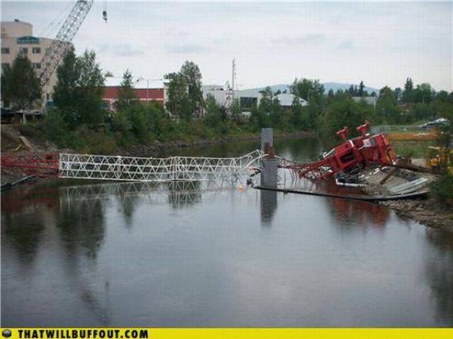 Cars in Hilarious and Weird Situations (83 pics) Cars in Hilarious and Weird Situations (83 pics)