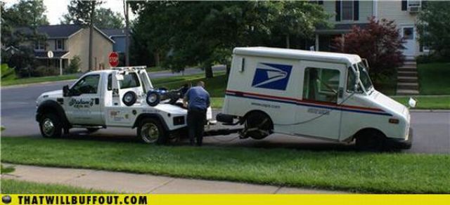 Cars in Hilarious and Weird Situations (83 pics) Cars in Hilarious and Weird Situations (83 pics)