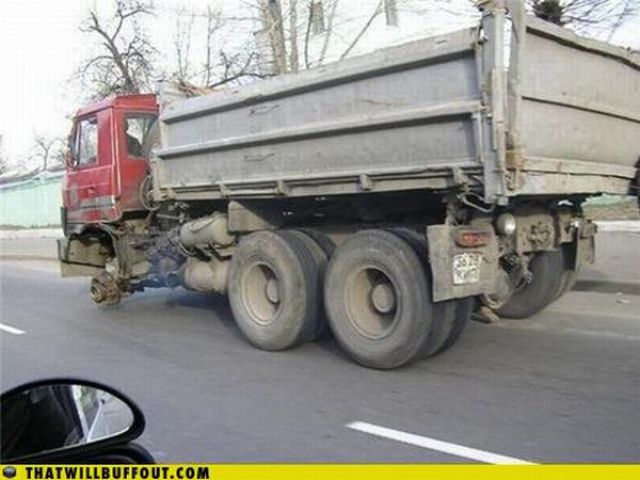 Cars in Hilarious and Weird Situations (83 pics) Cars in Hilarious and Weird Situations (83 pics)